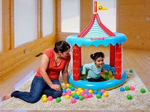 juego Circo inflable con pelotas