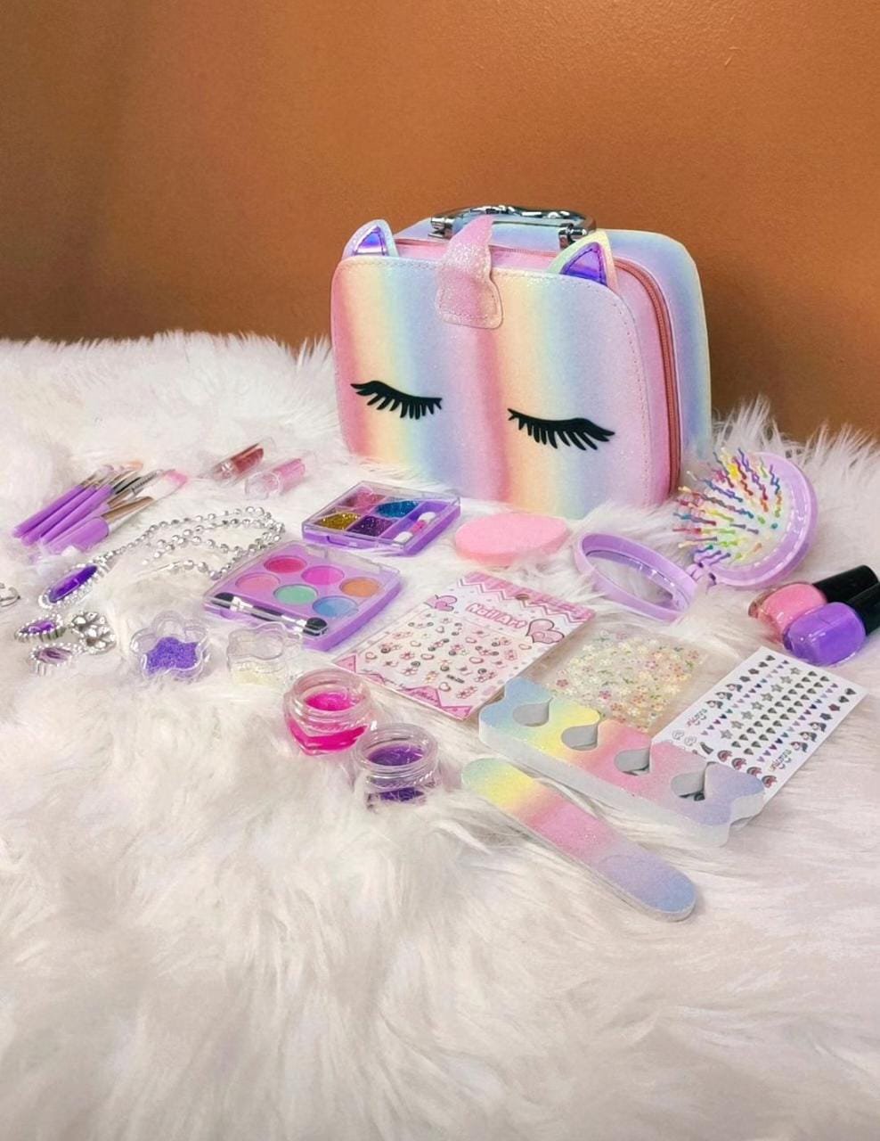 Maquillaje para niñas diseño unicornio