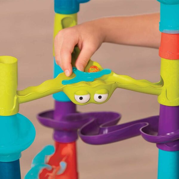 B. toys - Juego de juguetes de carrera de canicas - Juguete STEM Developmetal - Juguete educativo de construcción de 62 piezas con luces y sonido - 3 años - Imagen 6