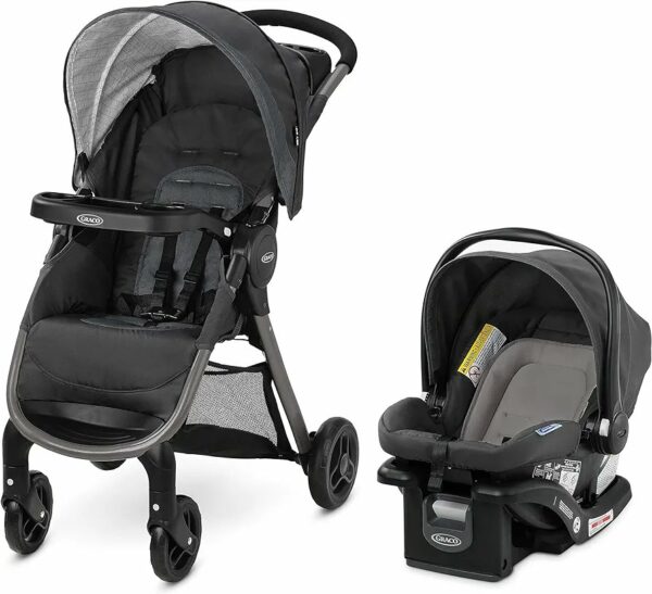 Carrito con Baby Seat Fast Action SE Redmond
El Carrito + Baby seat FastAction SE cuenta con un pliegue 25% más pequeño que el carrito FastAction actual. El pliegue de un segundo con una sola mano hace que transportar el cochecito en un momento sea más fácil que nunca, manteniendo tu otra mano libre para todo lo demás.