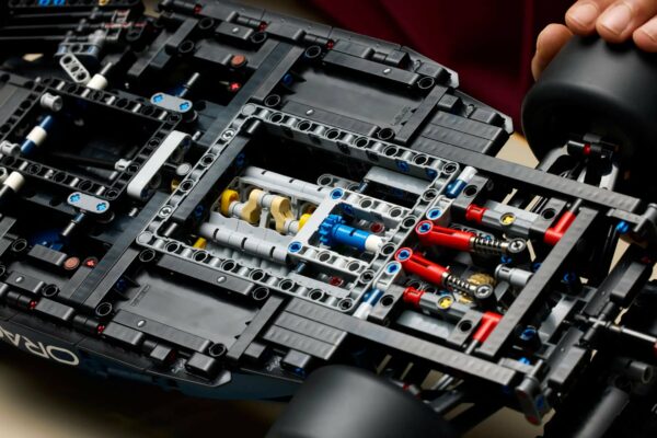 Coche Oracle Red Bull Racing RB20 F1
Lego Red Bull 42206
1639 piezas - Imagen 12