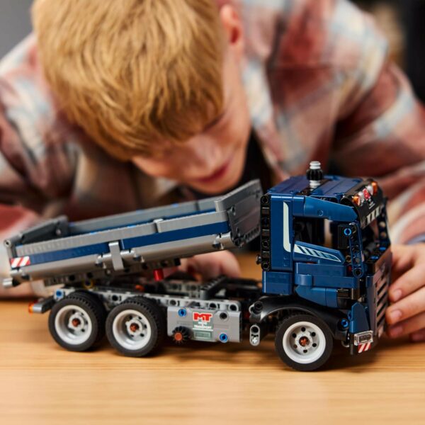 LEGO Technic Camión de Volteo Set de Juguete Infantil, vehículo de construcción Azul, Regalo de cumpleaños para niños y niñas de 9 años o más, Kit de construcción 42203 - Imagen 3