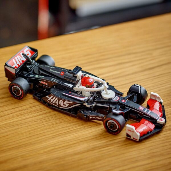 LEGO Speed Champions Auto de Carreras MoneyGram Haas F1 Team VF-24 Vehículo de Juguete con 1 minifigura, Modelo construible, Regalo Coleccionable para niños y niñas 77250 - Imagen 3