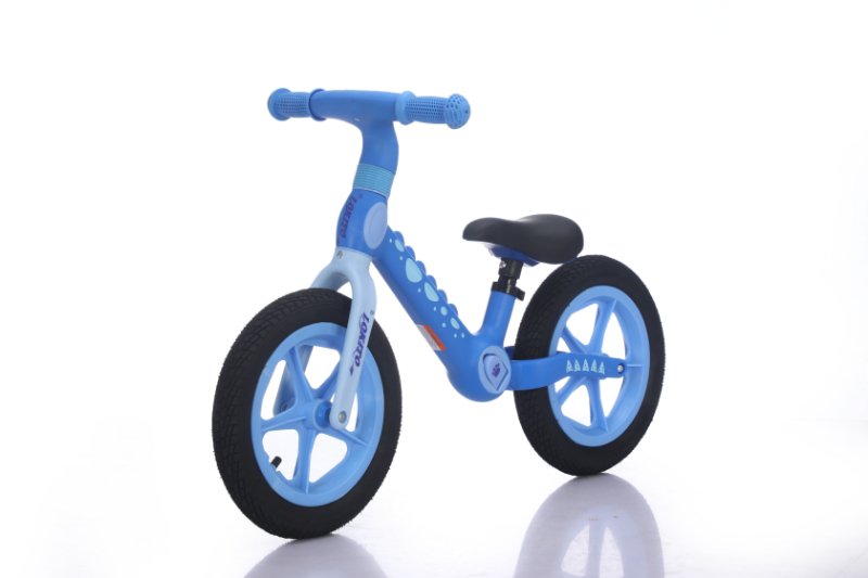 Bici sin pedal rueda de goma - Imagen 3